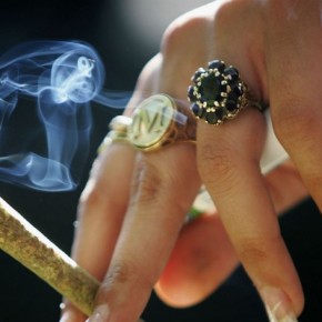 Pros and Cons of Legalising Drugs in the UK Pros and Cons of Legalising Drugs in the UK